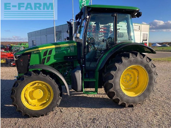 Traktor JOHN DEERE 5075M