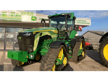 Traktor JOHN DEERE