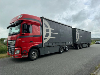 Kamion s ceradom DAF XF 480