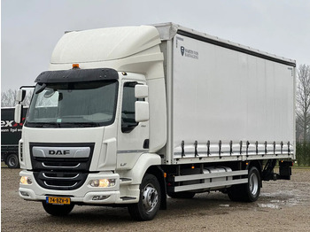 Kamion s ceradom DAF LF 260