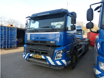 Kamion s kukastom dizalicom VOLVO FM