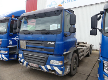 Kamion s kukastom dizalicom DAF CF 85