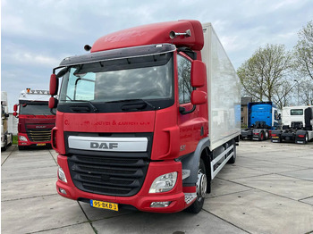 Kamion sandučar DAF CF 290