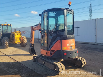 Mini bager Hitachi ZX22U-2: slika Mini bager Hitachi ZX22U-2