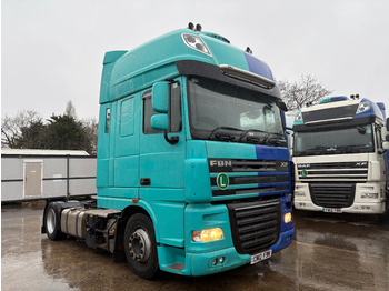 Tegljač DAF XF 105 460