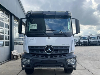 Novi Kamion cisterna Mercedes-Benz Arocs 3340 6x4 Water Tank Truck: slika Novi Kamion cisterna Mercedes-Benz Arocs 3340 6x4 Water Tank Truck