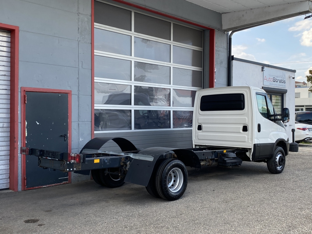 Zakup Iveco Daily 70C18 MAX Hi-Matic Klimaaut. Chassie 4,9m Iveco Daily 70C18 MAX Hi-Matic Klimaaut. Chassie 4,9m: slika Zakup Iveco Daily 70C18 MAX Hi-Matic Klimaaut. Chassie 4,9m Iveco Daily 70C18 MAX Hi-Matic Klimaaut. Chassie 4,9m