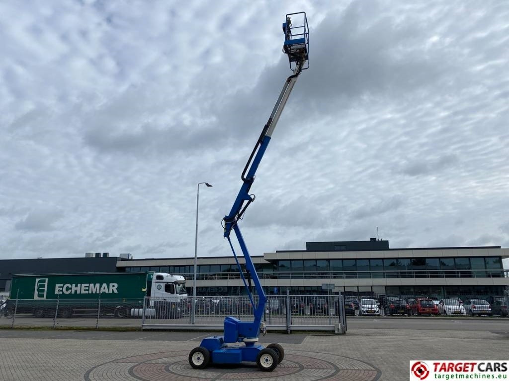 Zglobni krak Niftylift HR12NDE BiFuel Articulated Boom Work Lift 1220cm: slika Zglobni krak Niftylift HR12NDE BiFuel Articulated Boom Work Lift 1220cm