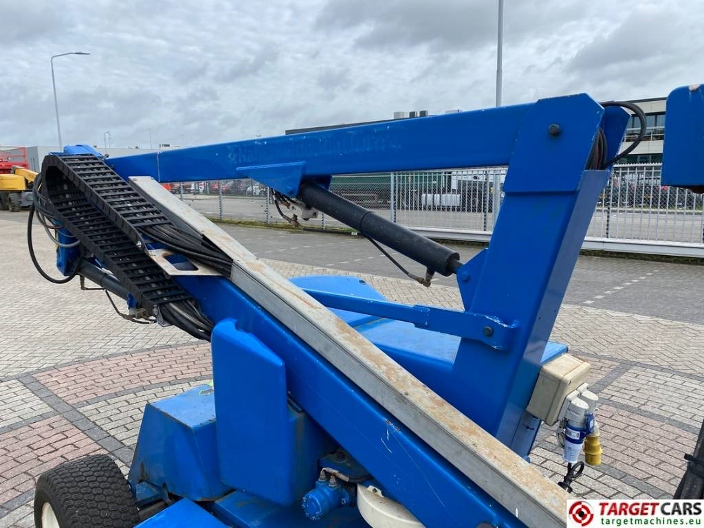 Zglobni krak Niftylift HR12NDE BiFuel Articulated Boom Work Lift 1220cm: slika Zglobni krak Niftylift HR12NDE BiFuel Articulated Boom Work Lift 1220cm