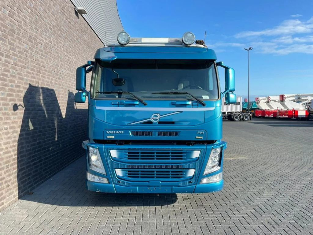 Zakup Volvo FM 500 8X4 TRIDEM + PALFINGER PK 27001-EH G KRAA  Volvo FM 500 8X4 TRIDEM + PALFINGER PK 27001-EH G KRAA: slika Zakup Volvo FM 500 8X4 TRIDEM + PALFINGER PK 27001-EH G KRAA  Volvo FM 500 8X4 TRIDEM + PALFINGER PK 27001-EH G KRAA