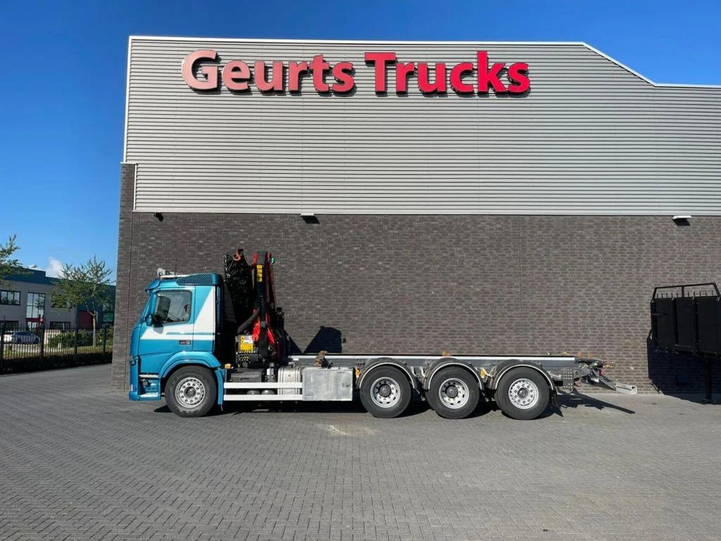 Zakup Volvo FM 500 8X4 TRIDEM + PALFINGER PK 27001-EH G KRAA  Volvo FM 500 8X4 TRIDEM + PALFINGER PK 27001-EH G KRAA: slika Zakup Volvo FM 500 8X4 TRIDEM + PALFINGER PK 27001-EH G KRAA  Volvo FM 500 8X4 TRIDEM + PALFINGER PK 27001-EH G KRAA