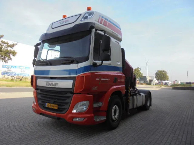 Kamion s kranom DAF CF 440 EURO 6: slika Kamion s kranom DAF CF 440 EURO 6