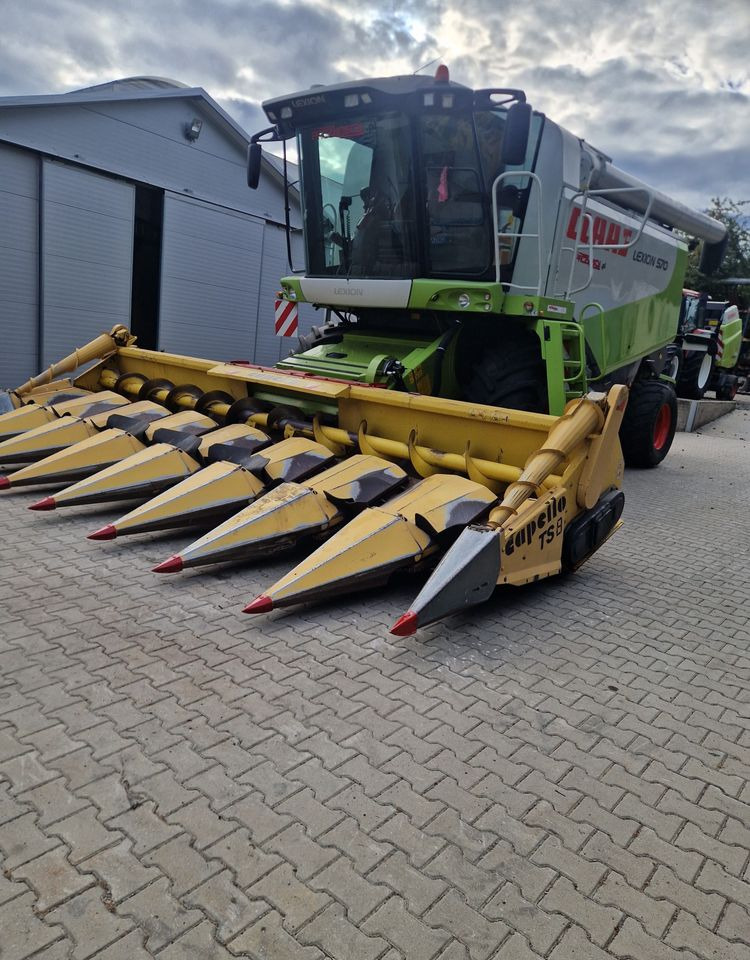 Kombajn za žetvu Kombajn zbożawy Claas Lexon 570  Kombajn zbożowy CLAAS LEXION 570+ heder VARIO 7,5m: slika Kombajn za žetvu Kombajn zbożawy Claas Lexon 570  Kombajn zbożowy CLAAS LEXION 570+ heder VARIO 7,5m