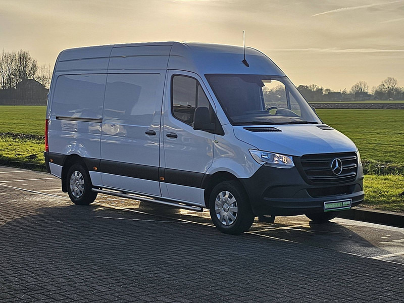 Mali kombi Mercedes-Benz Sprinter 315 L2H2 RWD Euro6 AC!: slika Mali kombi Mercedes-Benz Sprinter 315 L2H2 RWD Euro6 AC!