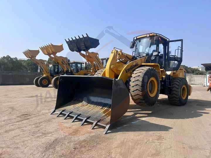 Zakup  Low running hours Original LiuGong Wheel Loader 856H in Good Condition with LOW PRICE Low running hours Original LiuGong Wheel Loader 856H in Good Condition with LOW PRICE: slika Zakup  Low running hours Original LiuGong Wheel Loader 856H in Good Condition with LOW PRICE Low running hours Original LiuGong Wheel Loader 856H in Good Condition with LOW PRICE