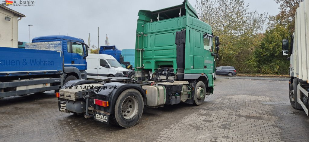 Tegljač Daf XF 105 460 Spacecab Kipp- Schubbodenhydraulik, Retarder: slika Tegljač Daf XF 105 460 Spacecab Kipp- Schubbodenhydraulik, Retarder