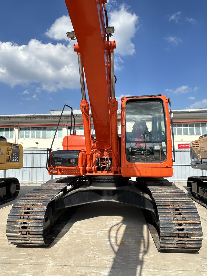 Bager gusjeničar DOOSAN Doosan DX225LC Crawler excavator: slika Bager gusjeničar DOOSAN Doosan DX225LC Crawler excavator