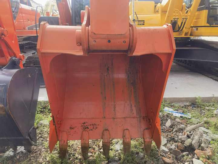 Bager Good Condition and High Performance Used Hitachi ZX200-3 Excavator for sale second hand excavator ZX200-3: slika Bager Good Condition and High Performance Used Hitachi ZX200-3 Excavator for sale second hand excavator ZX200-3