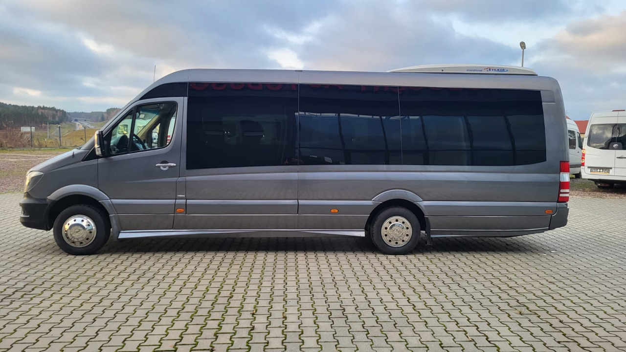 Turistički autobus Mercedes-Benz Sprinter 519 CDI - 24 miejsca + 3 stojące: slika Turistički autobus Mercedes-Benz Sprinter 519 CDI - 24 miejsca + 3 stojące