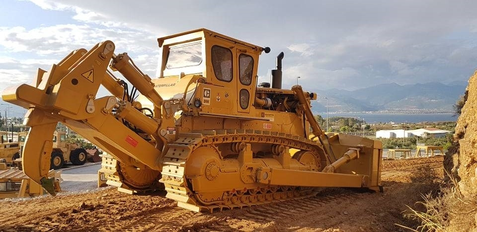 Buldožer CAT D9G: slika Buldožer CAT D9G