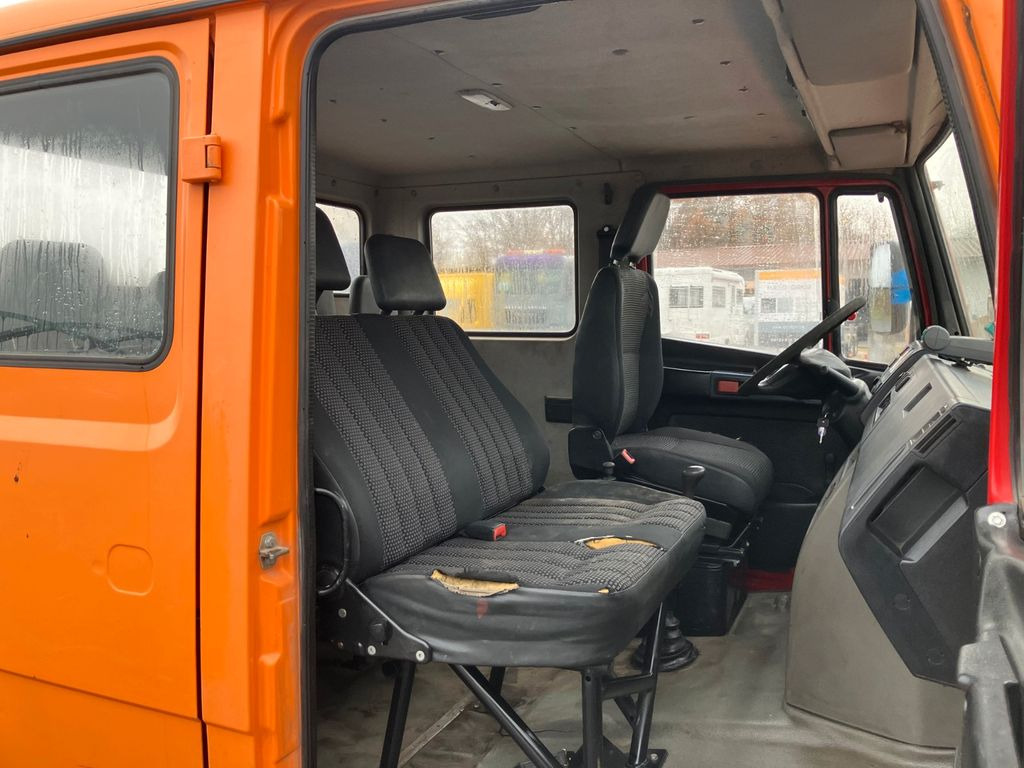 Kiper Mercedes-Benz 815D Vario Dreiseitenkipper DOKA 5 Sitze/MEILLER: slika Kiper Mercedes-Benz 815D Vario Dreiseitenkipper DOKA 5 Sitze/MEILLER