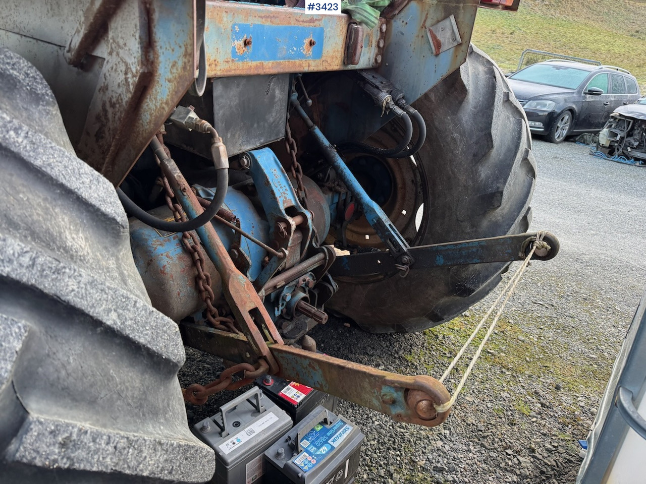 Traktor 1981 Ford 4600 w/front loader, bucket and pallet fork.: slika Traktor 1981 Ford 4600 w/front loader, bucket and pallet fork.