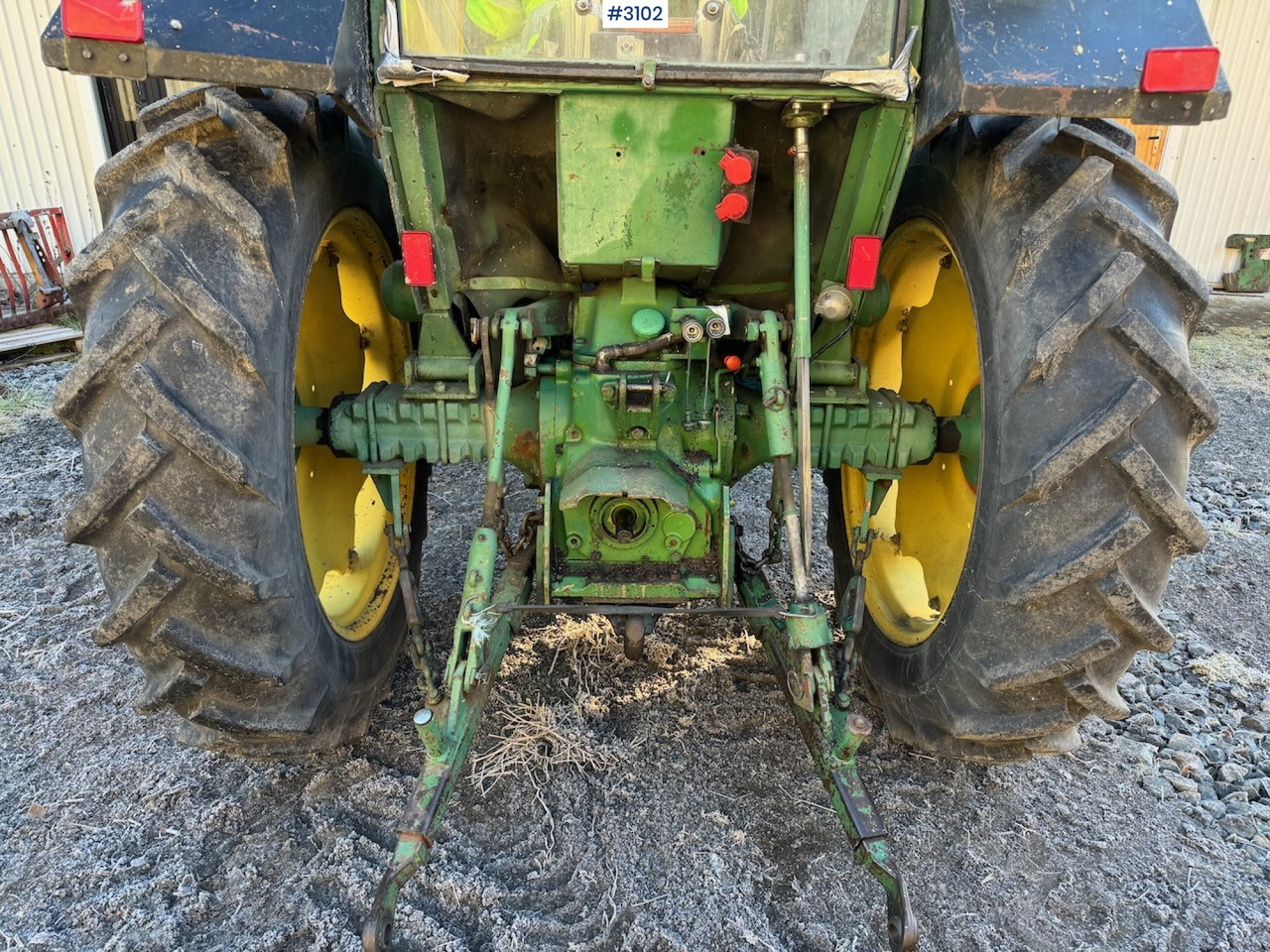 Traktor 1981 John Deere 1140 Synchron with front loader: slika Traktor 1981 John Deere 1140 Synchron with front loader