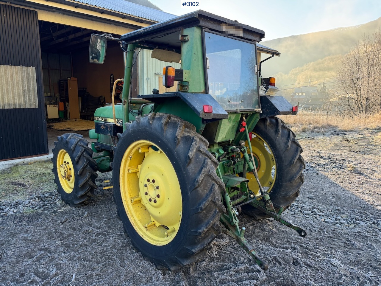 Traktor 1981 John Deere 1140 Synchron with front loader: slika Traktor 1981 John Deere 1140 Synchron with front loader