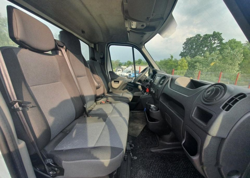 Kamion-šasija, Dostavno vozilo Renault Master 165 DCI: slika Kamion-šasija, Dostavno vozilo Renault Master 165 DCI