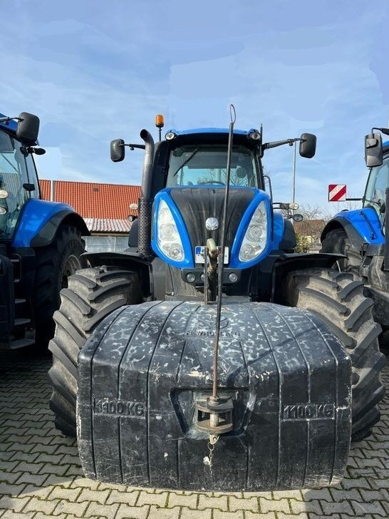 Novi Traktor New Holland T8.390: slika Novi Traktor New Holland T8.390