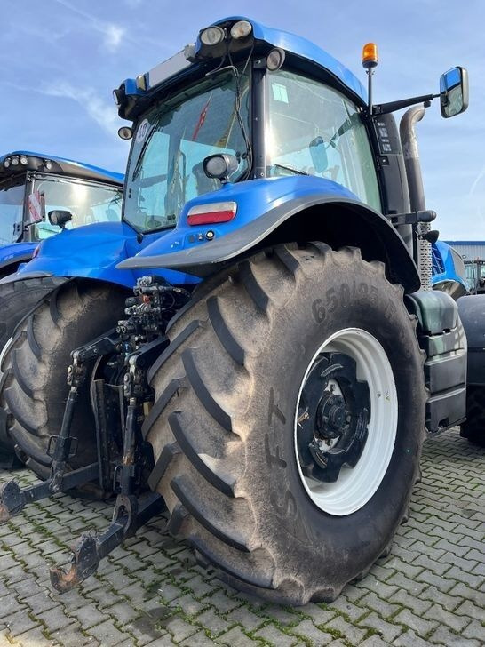 Novi Traktor New Holland T8.390: slika Novi Traktor New Holland T8.390