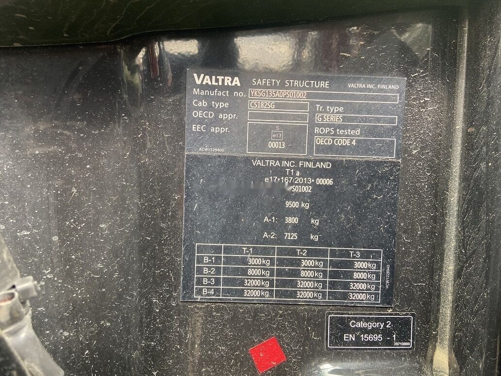 Traktor Valtra G135 Active: slika Traktor Valtra G135 Active