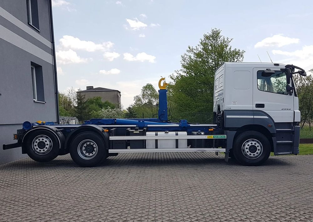 Kamion s kukastom dizalicom Mercedes-Benz AXOR ACTROS 2540 HAKOWIEC 3 OSIE: slika Kamion s kukastom dizalicom Mercedes-Benz AXOR ACTROS 2540 HAKOWIEC 3 OSIE