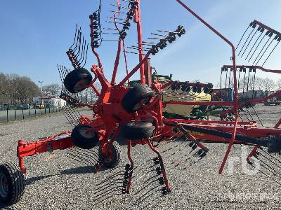 Prevrtač sijena/ Grabulje KUHN GA6520: slika Prevrtač sijena/ Grabulje KUHN GA6520