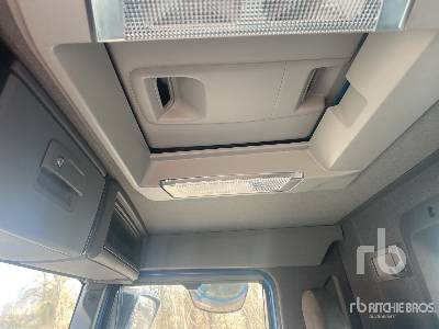 Automješalica RENAULT C520 8x4 Camion Malaxeur: slika Automješalica RENAULT C520 8x4 Camion Malaxeur