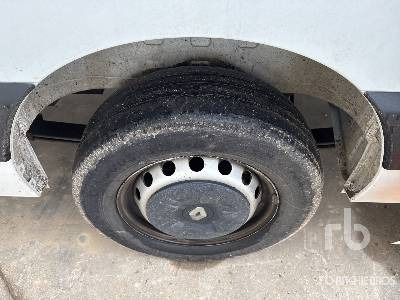 Podizna platforma montirana na kamion RENAULT MASTER 2020 Klubb K32 10 m on Camion N ...: slika Podizna platforma montirana na kamion RENAULT MASTER 2020 Klubb K32 10 m on Camion N ...