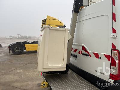 Podizna platforma montirana na kamion RENAULT MASTER 2020 Klubb K32 10 m on Camion N ...: slika Podizna platforma montirana na kamion RENAULT MASTER 2020 Klubb K32 10 m on Camion N ...