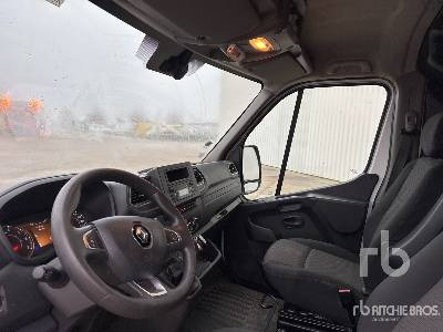 Podizna platforma montirana na kamion RENAULT MASTER 2020 Klubb K32 10 m on Camion N ...: slika Podizna platforma montirana na kamion RENAULT MASTER 2020 Klubb K32 10 m on Camion N ...