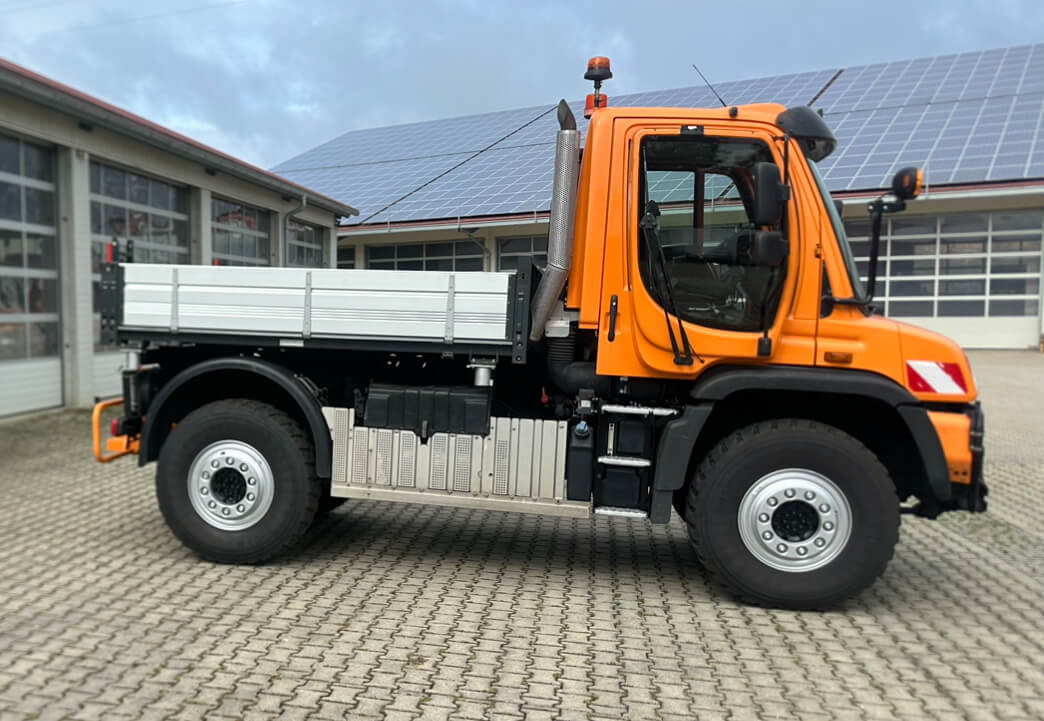 Namjenska/ Posebna vozila Unimog 530 - U530 405 44301 Mercedes Benz 405: slika Namjenska/ Posebna vozila Unimog 530 - U530 405 44301 Mercedes Benz 405