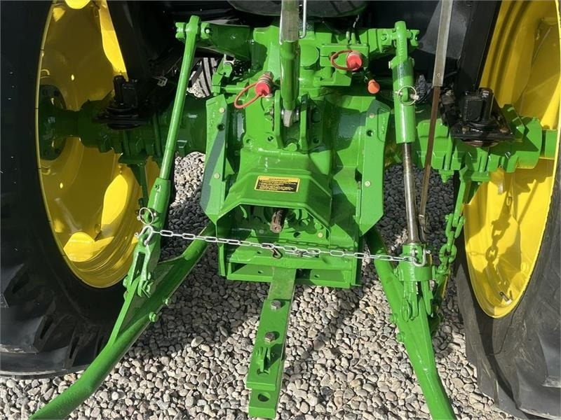 Traktor John Deere 2040 Traktoren er professionelt sat i stand og mal: slika Traktor John Deere 2040 Traktoren er professionelt sat i stand og mal