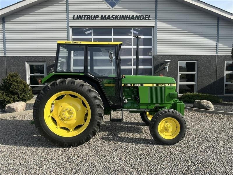 Traktor John Deere 2040 Traktoren er professionelt sat i stand og mal: slika Traktor John Deere 2040 Traktoren er professionelt sat i stand og mal