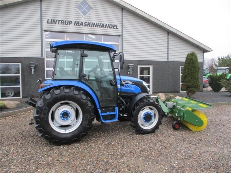 Traktor Solis 60 Med frontlift, frontPTO og Thyregod kost: slika Traktor Solis 60 Med frontlift, frontPTO og Thyregod kost Traktor Solis 60 Med frontlift, frontPTO og Thyregod kost: slika Traktor Solis 60 Med frontlift, frontPTO og Thyregod kost