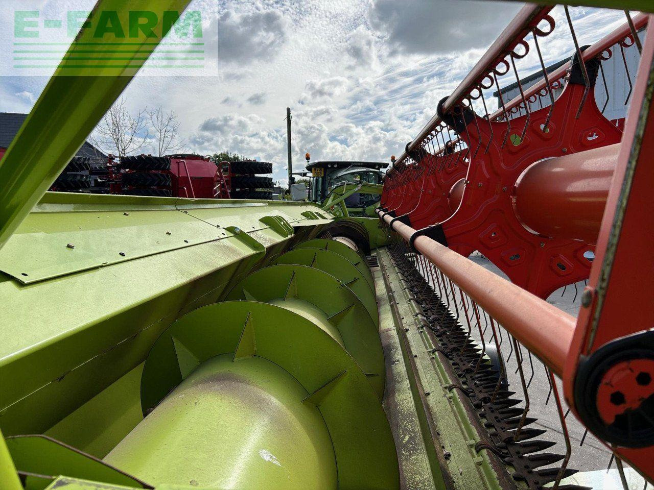 Kombajn za žetvu CLAAS LEXION 670 M T4F: slika Kombajn za žetvu CLAAS LEXION 670 M T4F