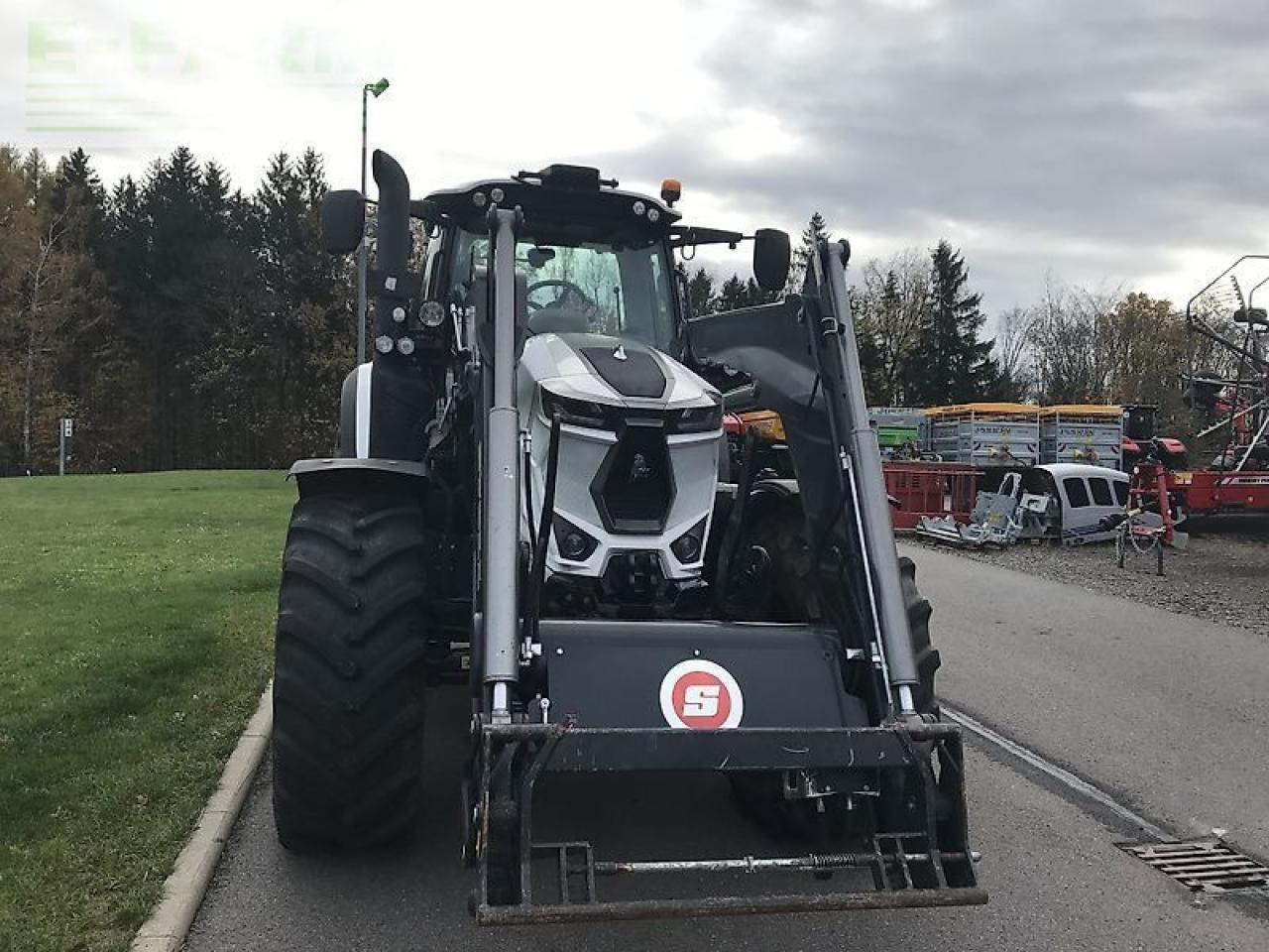 Traktor Deutz-Fahr lamborghini spark 165 vrt / deutz 6165 ttv: slika Traktor Deutz-Fahr lamborghini spark 165 vrt / deutz 6165 ttv