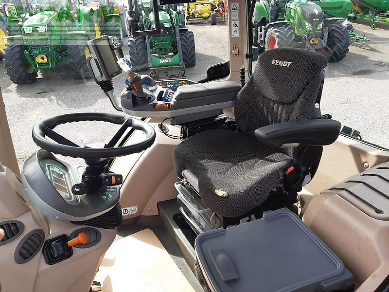 Traktor Fendt 516 vario: slika Traktor Fendt 516 vario