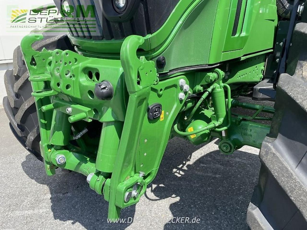 Traktor John Deere 6250r: slika Traktor John Deere 6250r