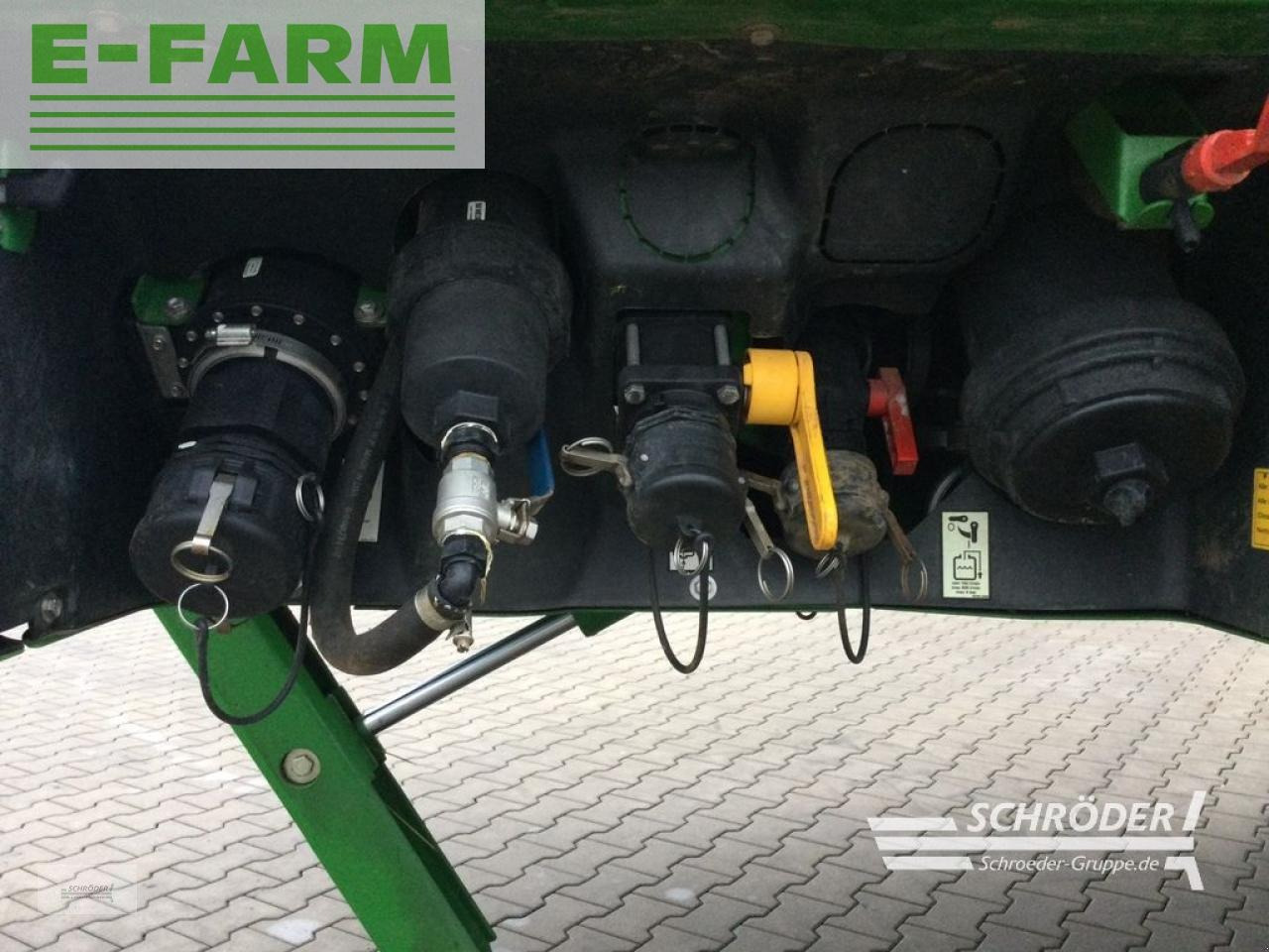 Traktor John Deere r962i: slika Traktor John Deere r962i