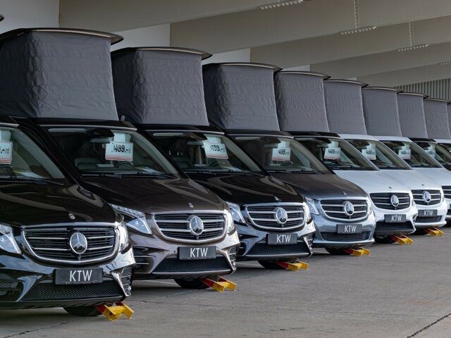 Putnički kombi, Električno dostavno vozilo MERCEDES-BENZ EQV 300 Avantgarde Line,lang,7Sitze,2xKlima,LED: slika Putnički kombi, Električno dostavno vozilo MERCEDES-BENZ EQV 300 Avantgarde Line,lang,7Sitze,2xKlima,LED