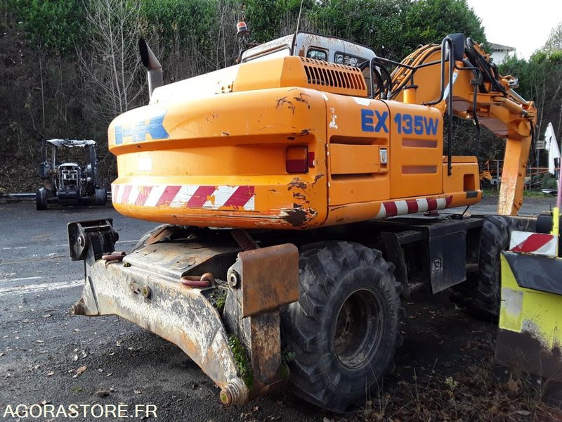 Bager na kotačima PELLE PNEUS FIAT E4523: slika Bager na kotačima PELLE PNEUS FIAT E4523