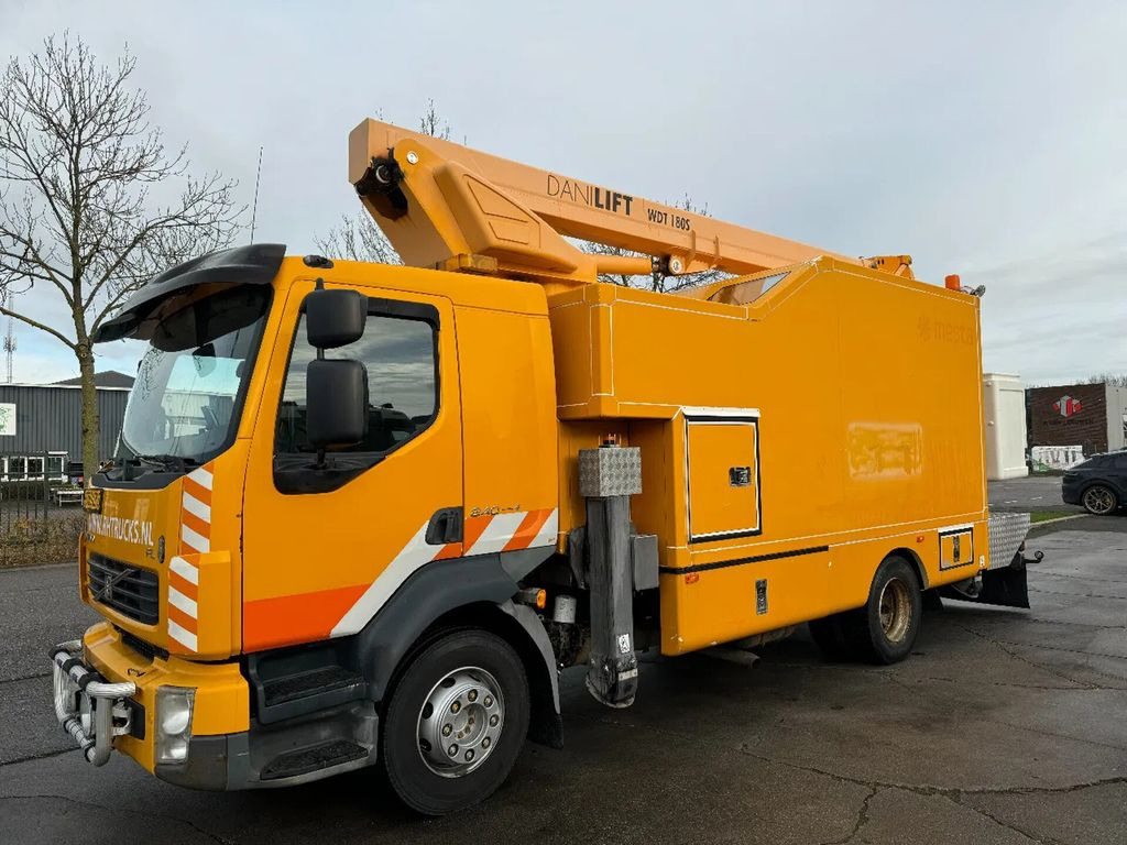 Zakup Volvo FL 240 4X2 DANILIFT WDT 180S +  Volvo FL 240 4X2 DANILIFT WDT 180S +: slika Zakup Volvo FL 240 4X2 DANILIFT WDT 180S +  Volvo FL 240 4X2 DANILIFT WDT 180S +